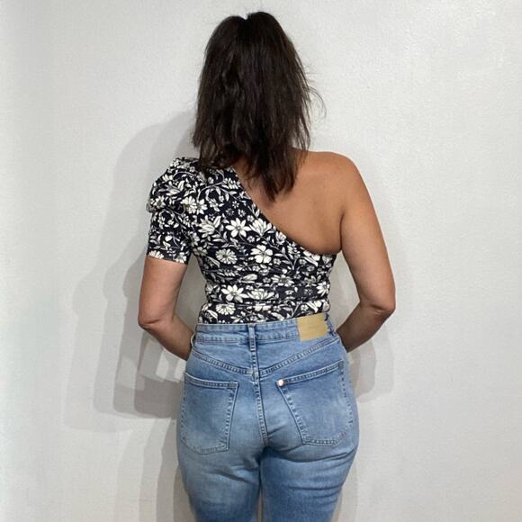 Free People Black Floral Print Somethin Bout You One Shoulder Bodysuit Sz XS NWT - Picture 14 of 16